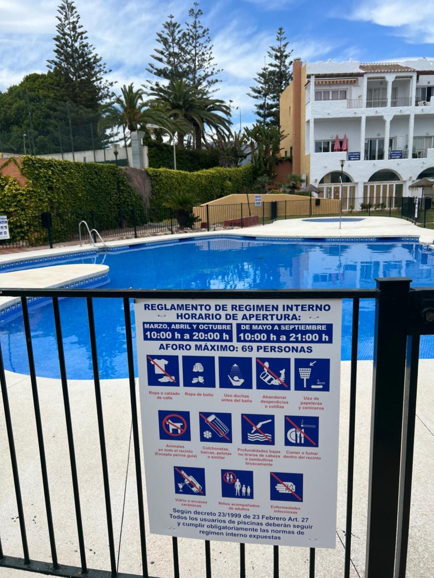 Apartamentos Rio Marinas 15 Playazo Beach Nerja Esterno foto